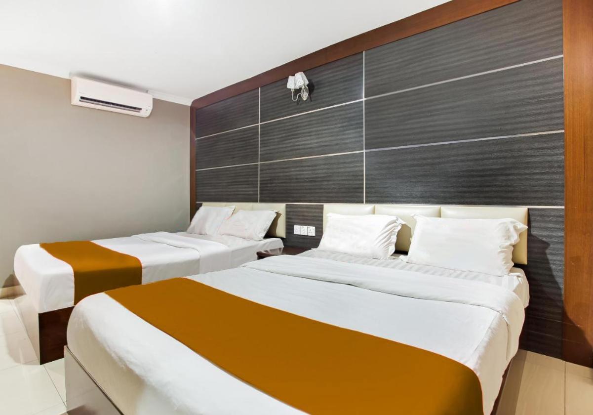 Sejati Hotel Sitiawan Exterior photo